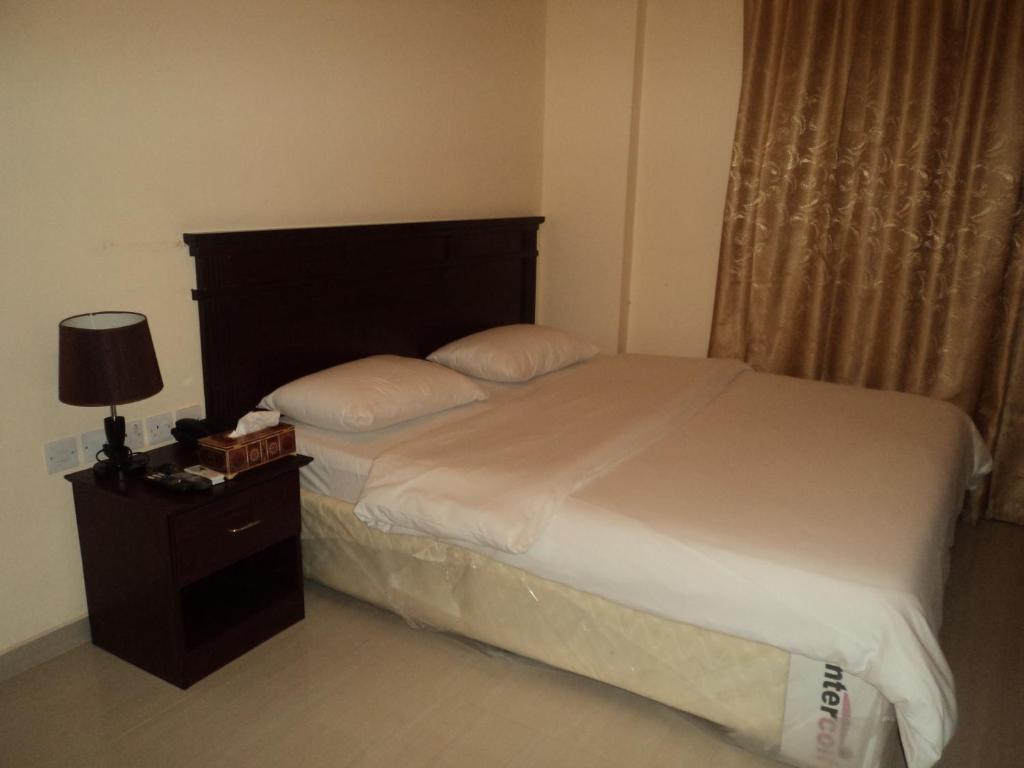 Taj Al Arab Hotel Al Buraimi Room photo